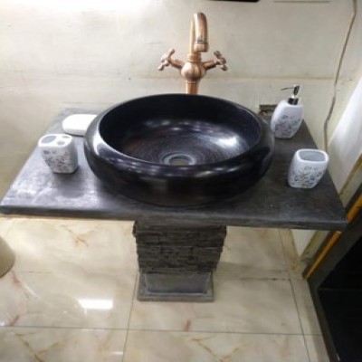 CLASSIC BLACK POLISHED SINK